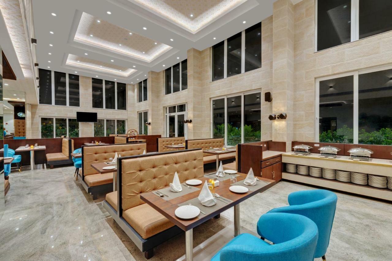 The Fern Residency, Satara Maharashtra Hotel Exterior foto